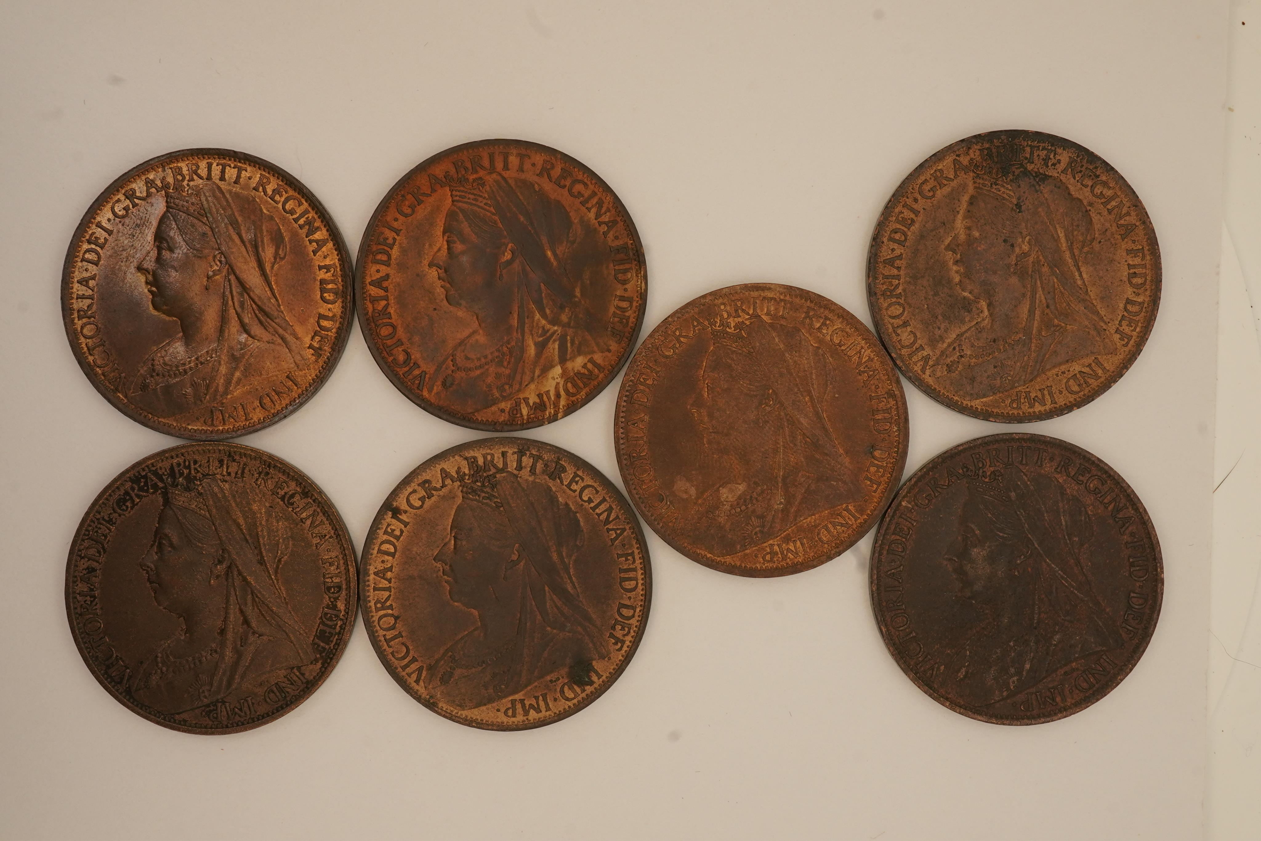 British coins, Victoria, date set of seven bronze pennies, Veiled Head issue 1895-1901;, 1895, Fr. 141, EF, toned, some lustre, 1896, Fr. 143, EF, dark toned, some lustre, 1897, Fr. 145, about EF, dark toned, some lustre
